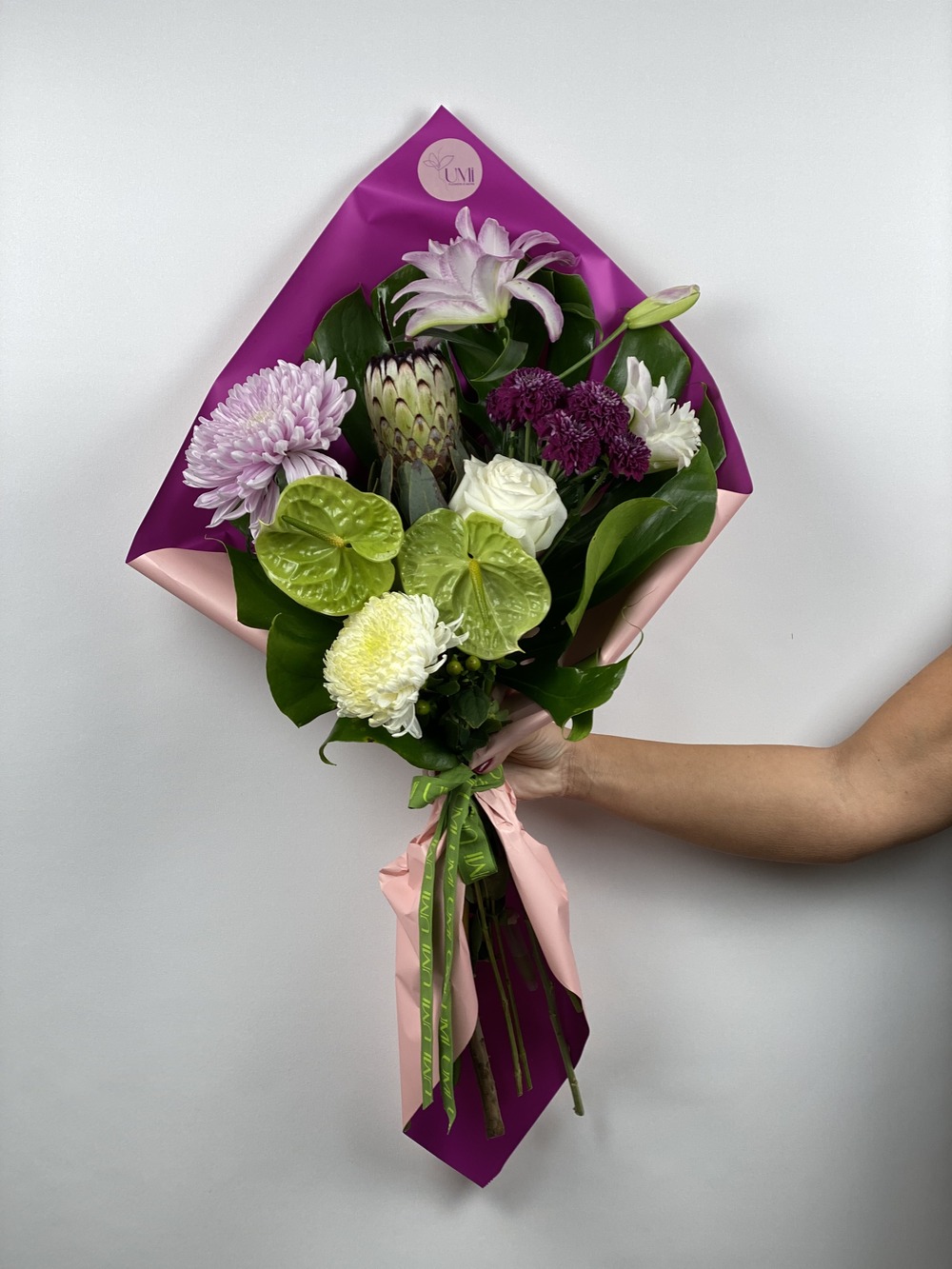 Luminous Passion Karışık Buket