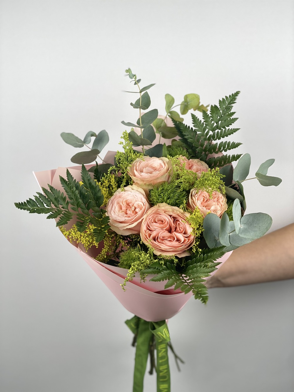 Rosy Whisper Gül Buketi