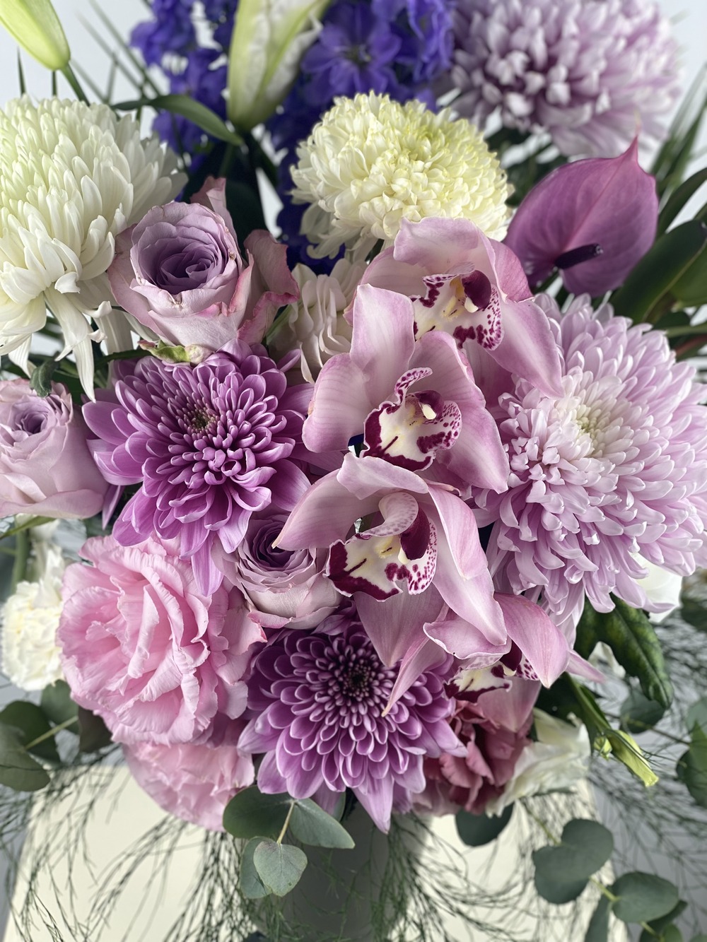 Floral Symphony Deluxe Vazoda Aranjman