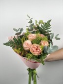 Rosy Whisper Gül Buketi