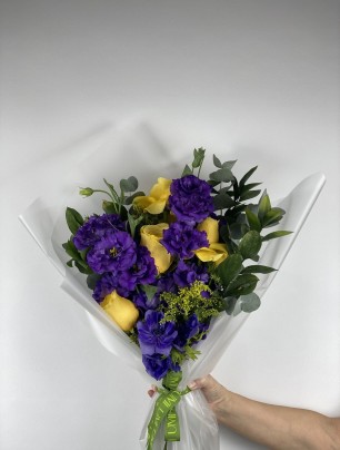 Vibrant Essence Karışık Buket