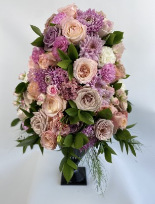 Rose Symphony Deluxe Siyah Vazo Aranjmanı